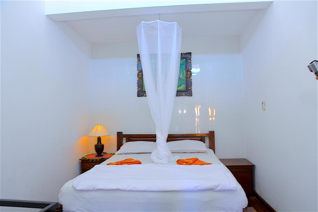 Tirta Yoga Inn Padangbai  Exterior photo