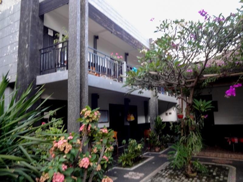 Tirta Yoga Inn Padangbai  Exterior photo