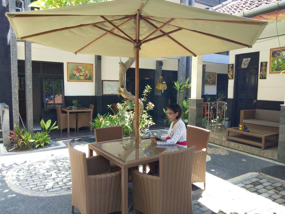 Tirta Yoga Inn Padangbai  Exterior photo
